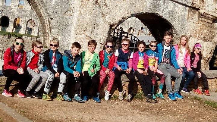 29019637_2477343419157478_488114829_n